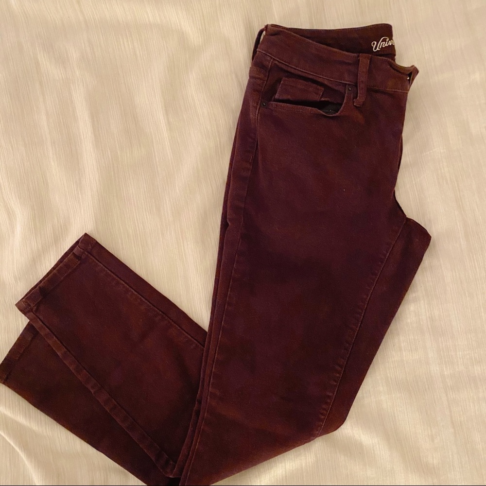 Universal Thread Midrise Skinny Jeans Burgundy 4